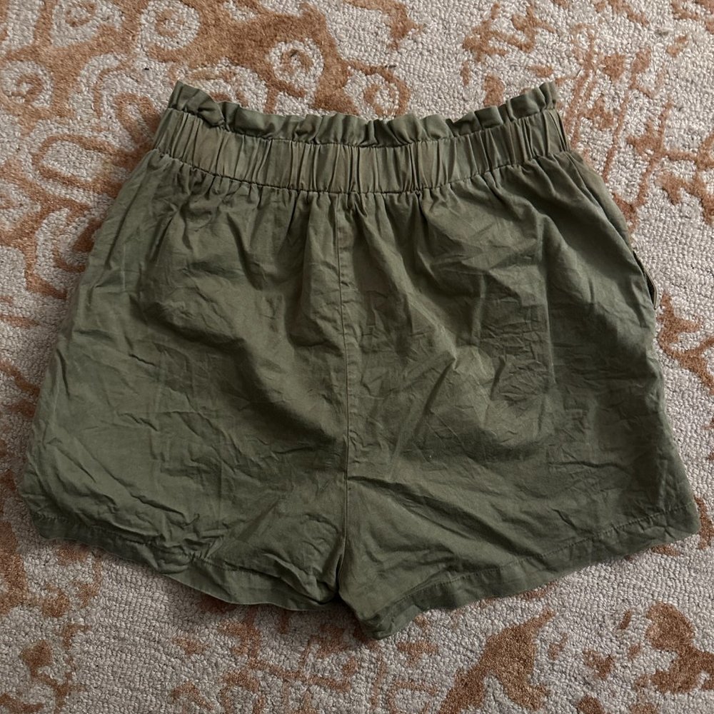 NWOT Jane + Delancey Sage Green Linen Elastic Waist Shorts Sz S - Picture 4 of 4